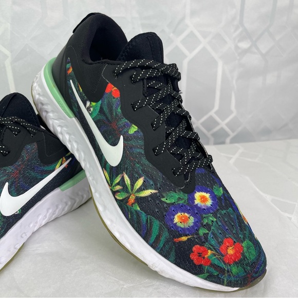 Nike Odyssey React Tropical Floral Black Running Shoes Size 11.5